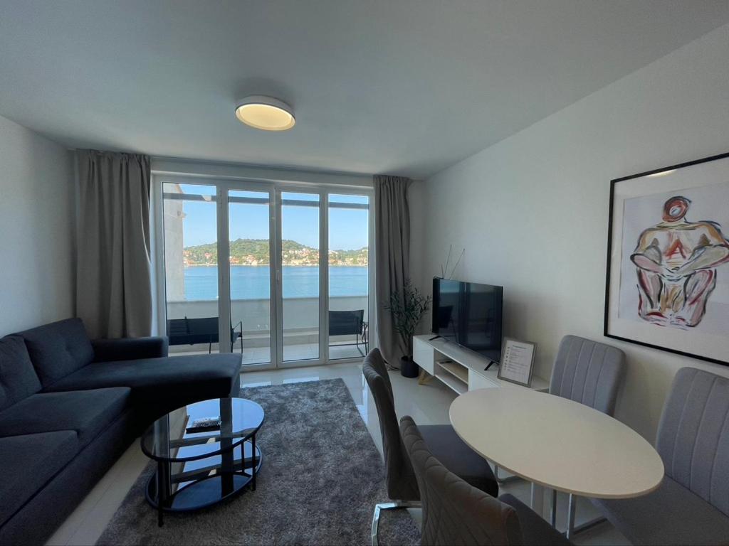 Apartment Seaside M 6 -seaview And Parking
